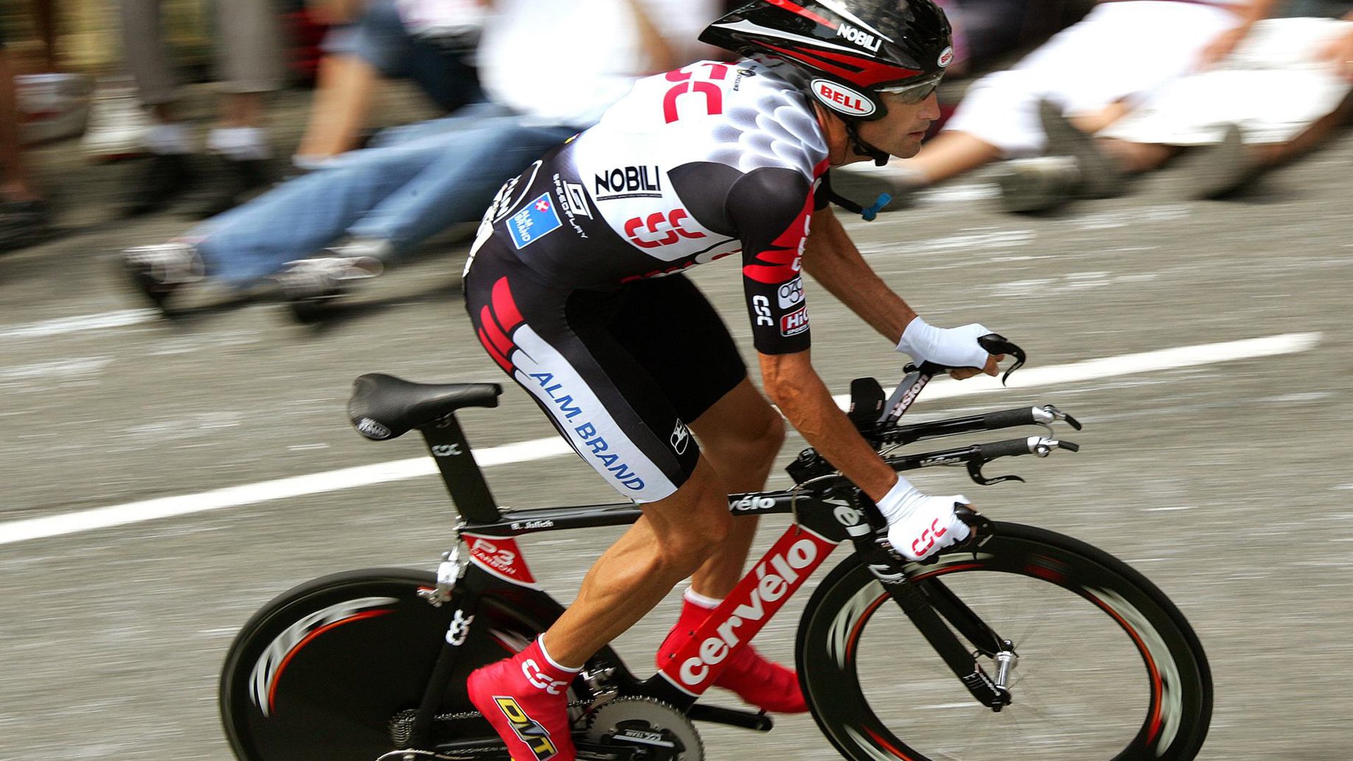 开云-热刺主打速度优势拉开防线缺口，热刺打的是什么阵型